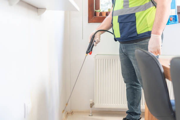 Best Local Pest Control Services  in Crothersville, IN